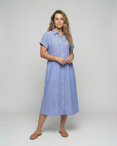 Damen nan luftiges Hemdblusenkleid in Leinenoptik mit Taillenraffung, durchgehender Knopfleiste und Seitentaschen EB