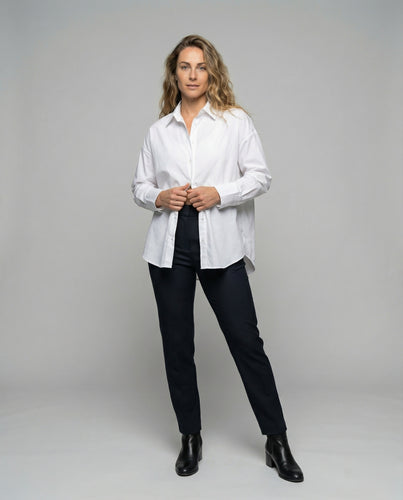 Damen nan Oversize-Hemdbluse mit vertikaler Streifenoptik, überschnittener Schulter und breiten Manschetten EB