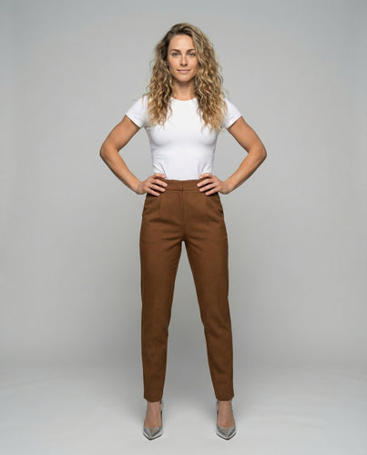Damen nan schlanke Ankle-Hose mit leichtem Stretch, formgebenden Teilungsnähten und diskreten Eingrifftaschen EB