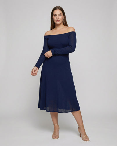Damen nan schulterfreies Feinstrick-Midikleid mit taillierenden Abnähern, langen Ärmeln und ausgestelltem A-Linien-Rock EB
