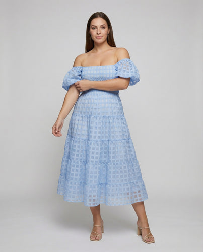 Damen nan schulterfreies Midikleid mit gesmoktem Bustier, voluminösen Ballonärmeln und gestuften Organza-Lagen EB