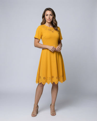 Damen Romantische Lasergeschnittene Lochspitze Mischgewebe A-Linien-Kleid
