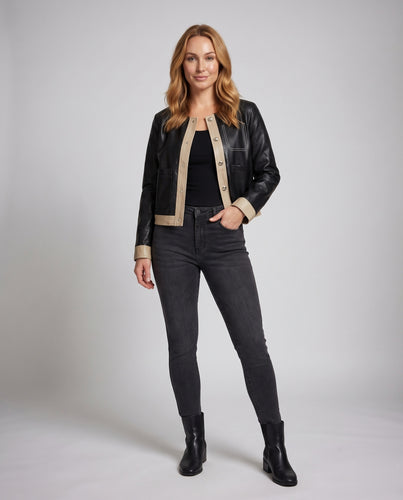 Damen Kunstlederjacke Rundhals Kontrastblende Taschen