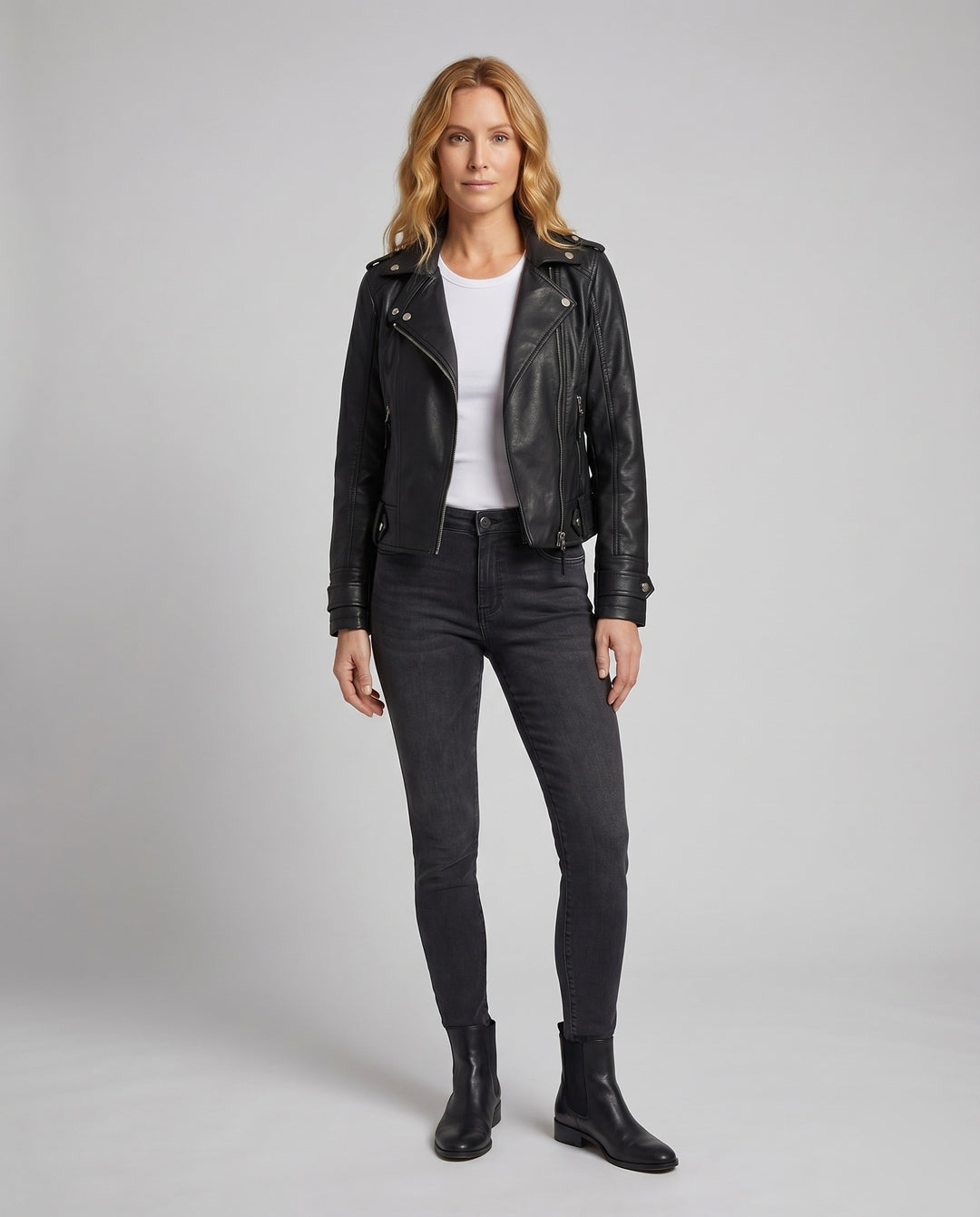 Product 15591389331786 - full_body_front