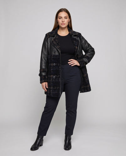 Damen Materialmix-Mantel Bouclé-Paneele Kunstlederbesatz