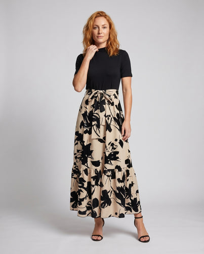Damen Maxikleid Stufenvolant Bindegürtel Kurzarm