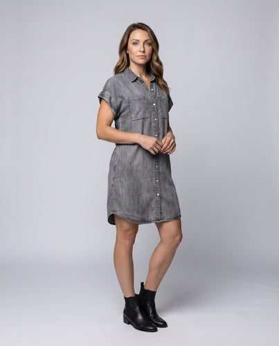 Damen Jeans-Hemdblusenkleid Brusttaschen Seitentaschen Knopfleiste