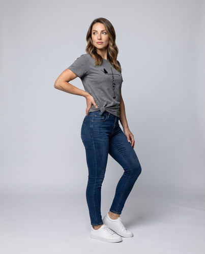Damen Statement-T-Shirt Kreuz-Schriftzug Schmetterlingsmotiv Knotendetail