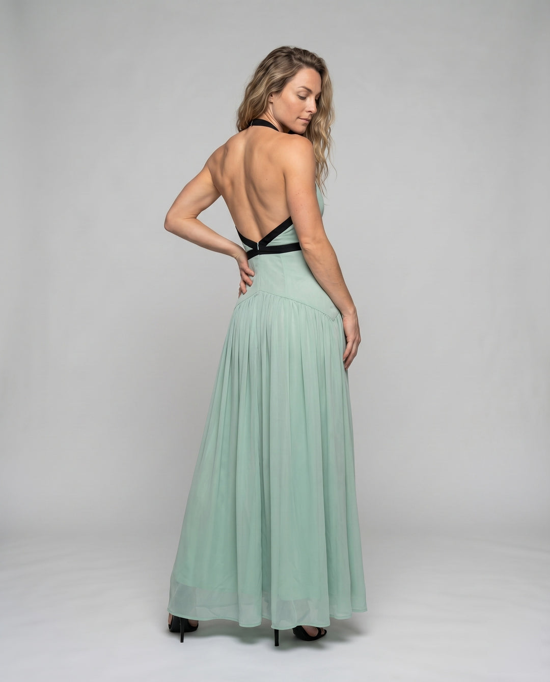 Product 15601205576010 - back_view