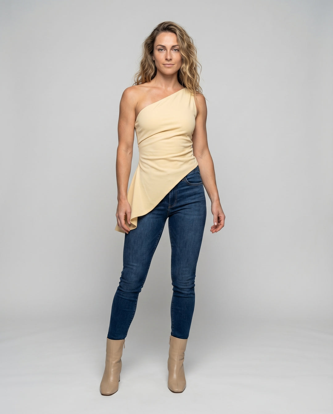 Product 15606897836362 - full_body_front