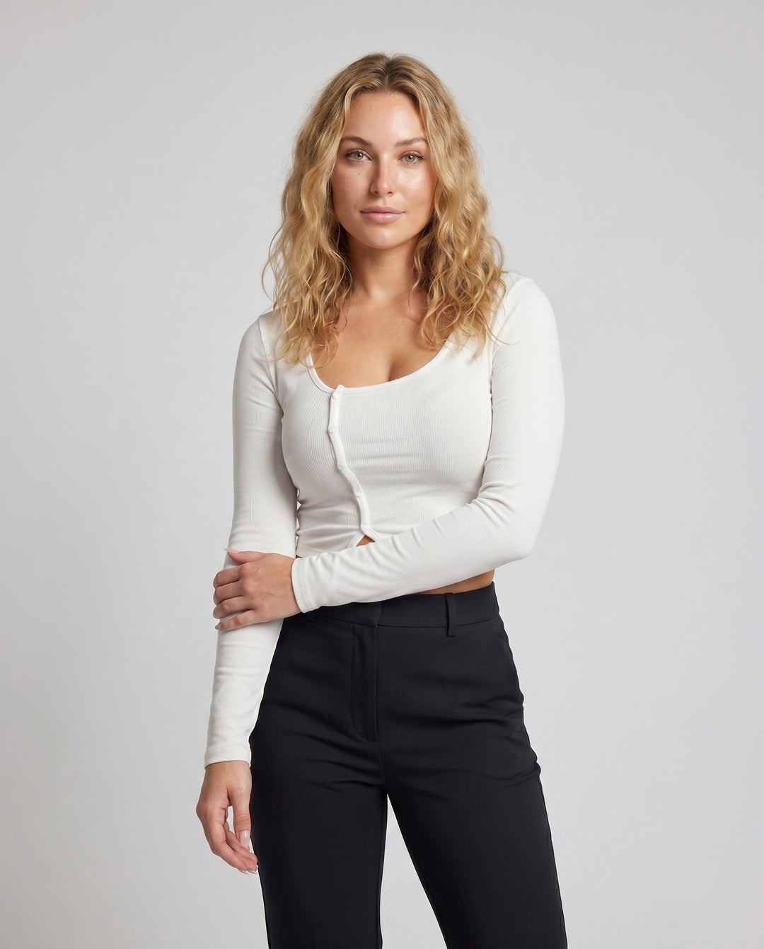 Product 15606910779722 - upper_body