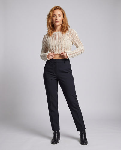 Damen luftiges Häkeloberteil mit weitem Arm und eleganten Spitzenrüschen