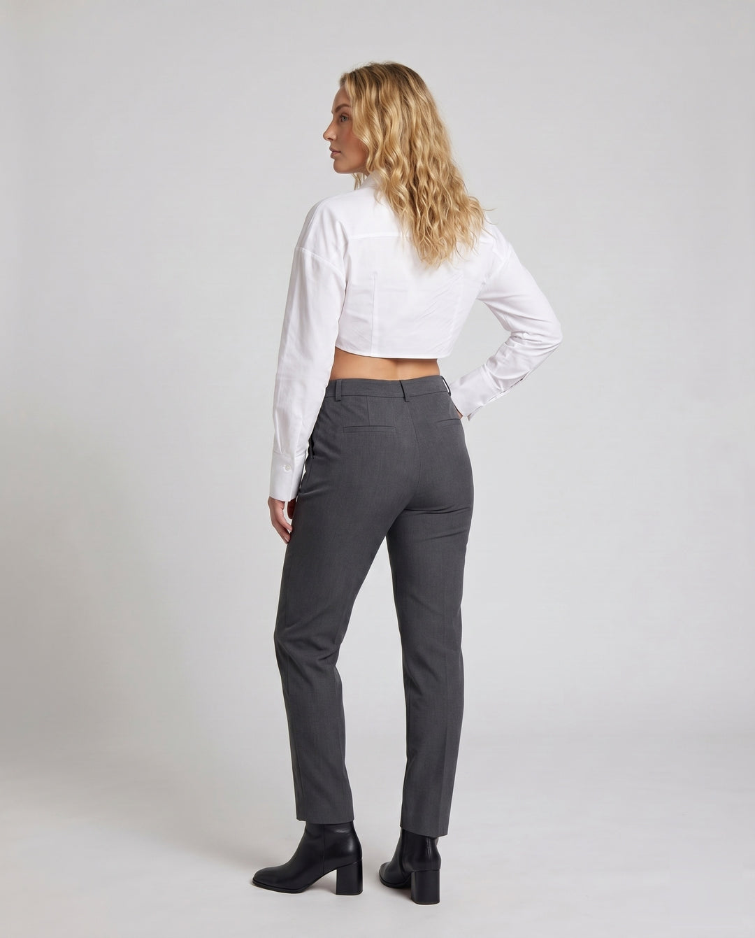 Product 15606952984906 - back_view