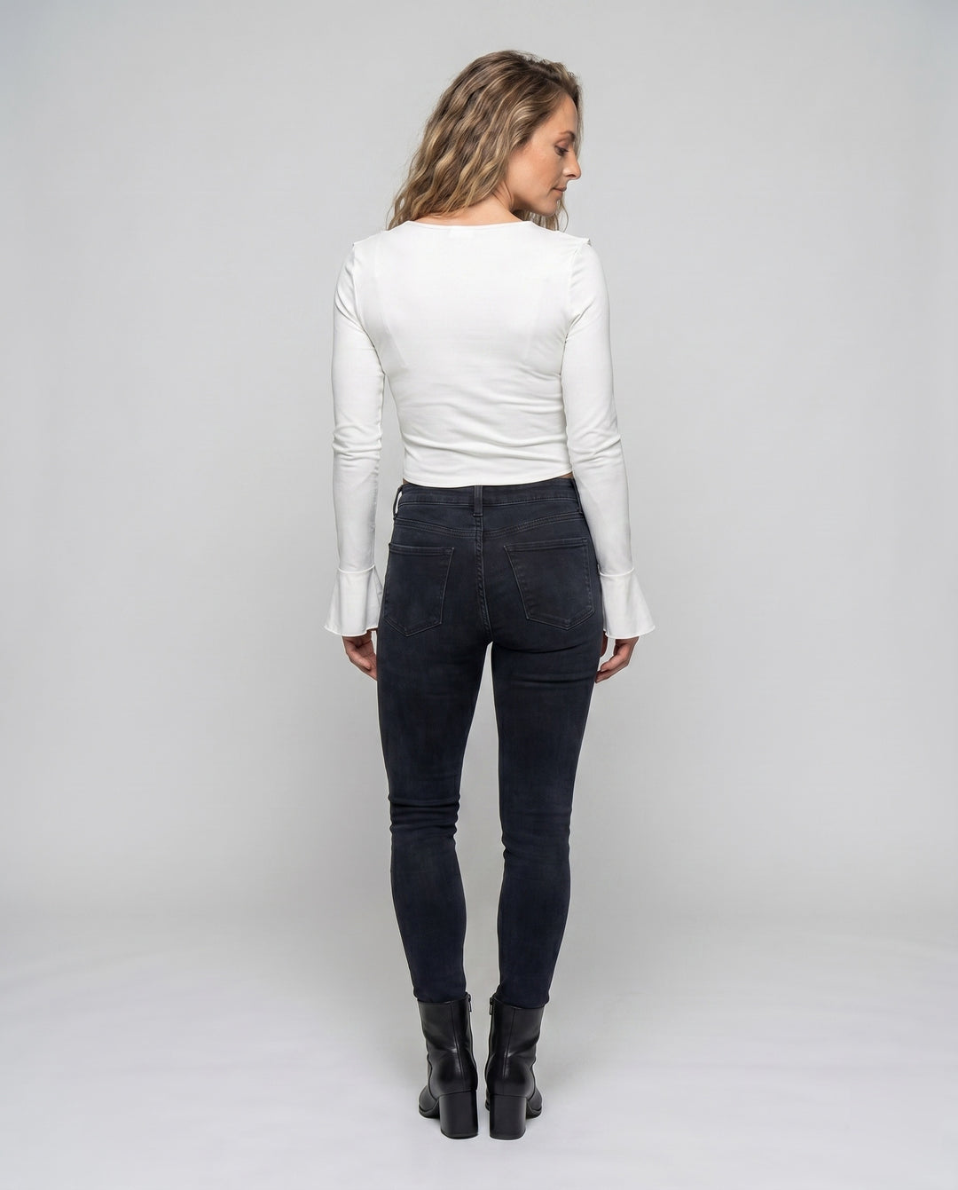 Product 15606961996106 - back_view