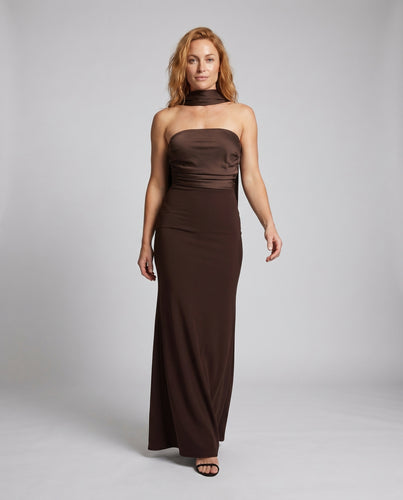 Damen Elegantes Maxikleid mit schulterfreiem Design und fließendem Stoff EB