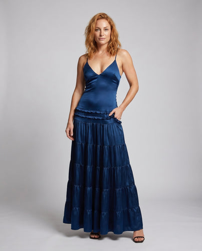 Damen Maxikleid mit trägerlosem V-Ausschnitt und fließenden Volant-Rüschen EB