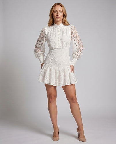 Damen Spitzenkleid mit eleganter Knopfleiste und voluminösen Ärmeln EB