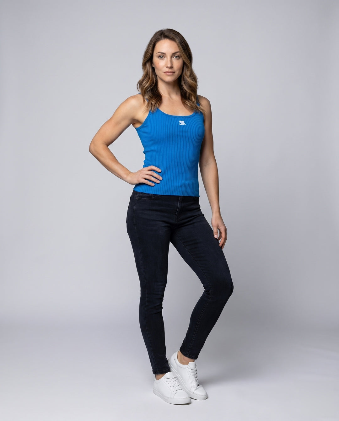 Product 15609368904010 - full_body_front
