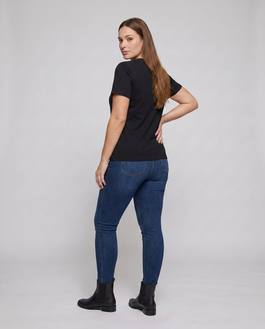 Product 15611846787402 - back_view
