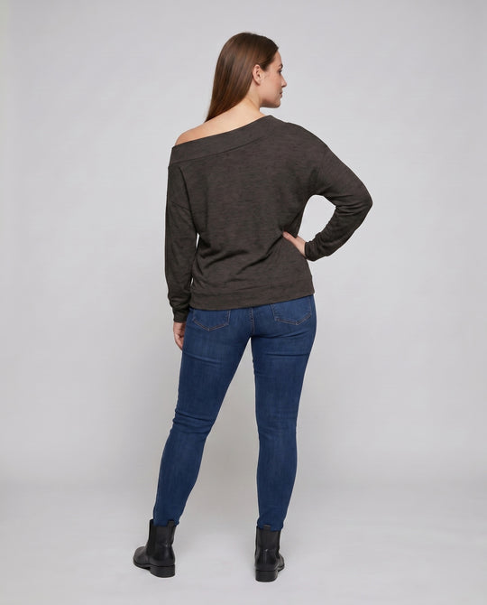 Product 15611874836810 - back_view