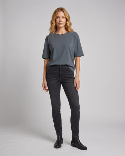 Damen lässiges T-Shirt mit umgeschlagenen Ärmeln und hochwertigem Baumwollmix