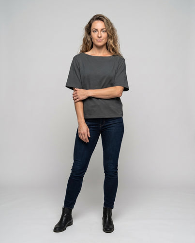 Damen lässiges T-Shirt mit weiten Ärmeln und modernem Ausschnitt