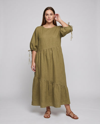 Damen luftiges Maxikleid mit Rüschendetails und taillierter Silhouette