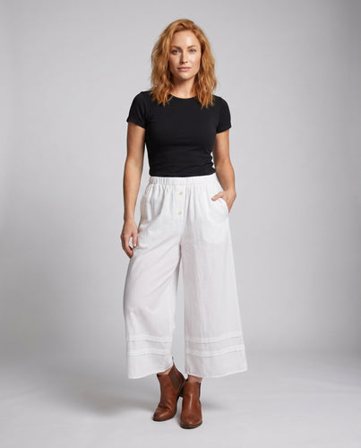 Damen weite Sommerhose mit eleganter Knopfdetails und elastischem Bund