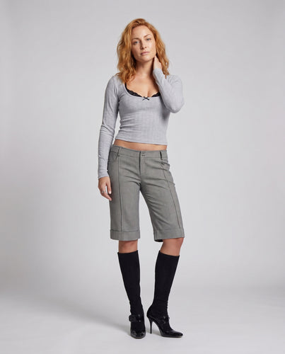 Damen Kurzbeinhose mit kariertem Muster und modischer Passform EB