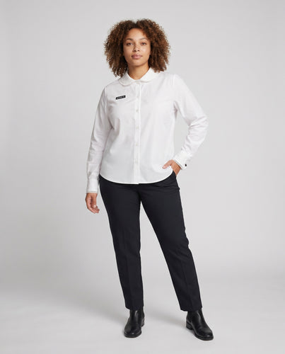 Damen Bluse mit Spitzenkragen und modischen Applikationen EB