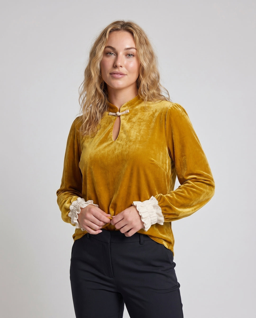Product 15613824500042 - upper_body