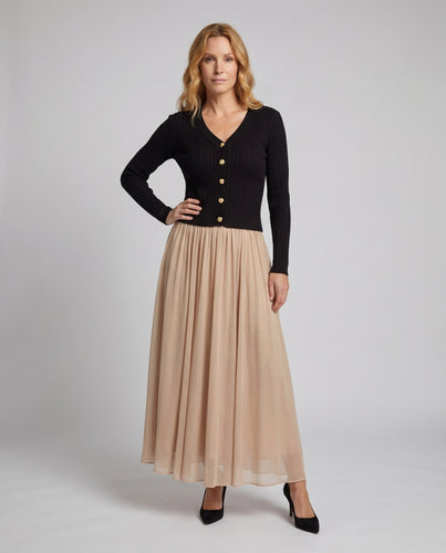 Damen Elegantes, fließendes Maxikleid mit hochgeschlossenem Oberteil und dekorativen Knopfdetails EB