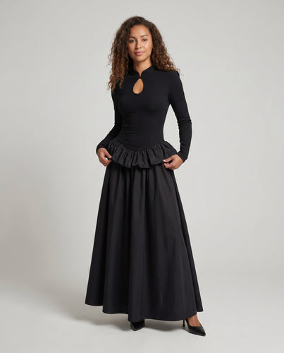 Damen Maxikleid mit asymmetrischem Saum und dekorativem Rüschendetail EB