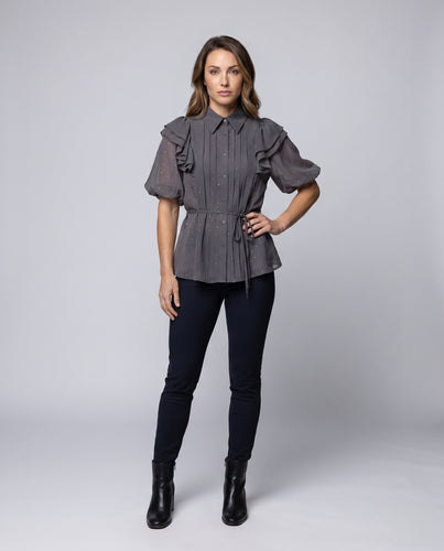 Damen Bluse mit Rüschendetails und tailliertem Schnitt EB