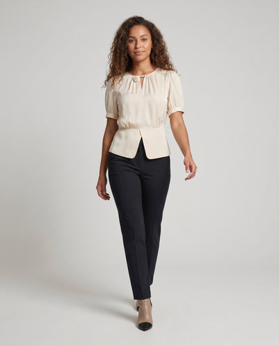 Damen Elegante Bluse mit Perlenknopf und strukturiertem Design EB