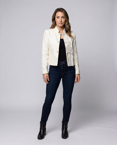 Damen Elegante Kurzjacke mit hochwertigen Knopfdetails und raffinierter Schnittführung EB