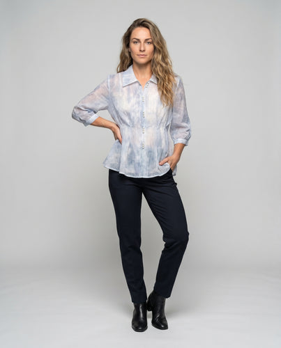 Damen Elegante und luftige Bluse mit feminine Akzenten EB