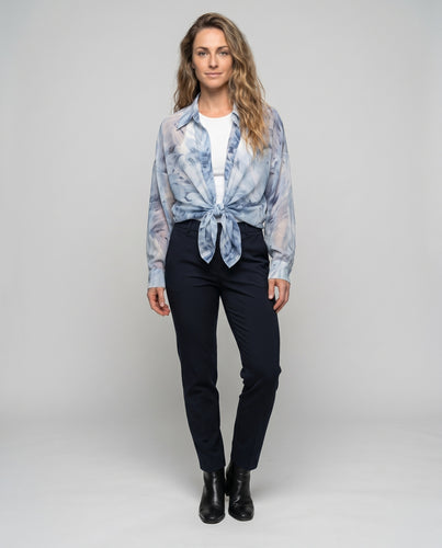 Damen Elegante und verspielte Bluse mit floralem Design EB
