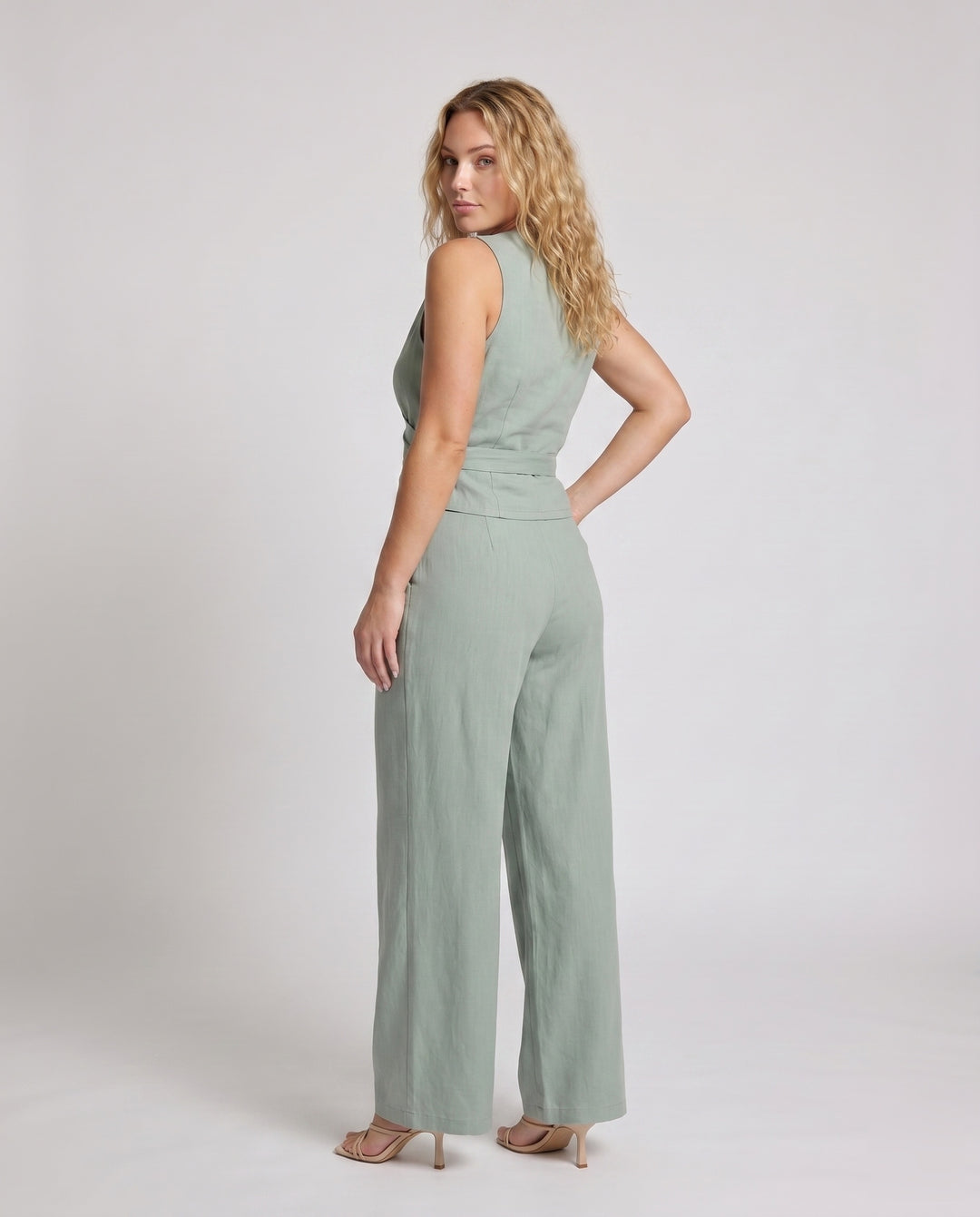 Product 15616792461642 - back_view