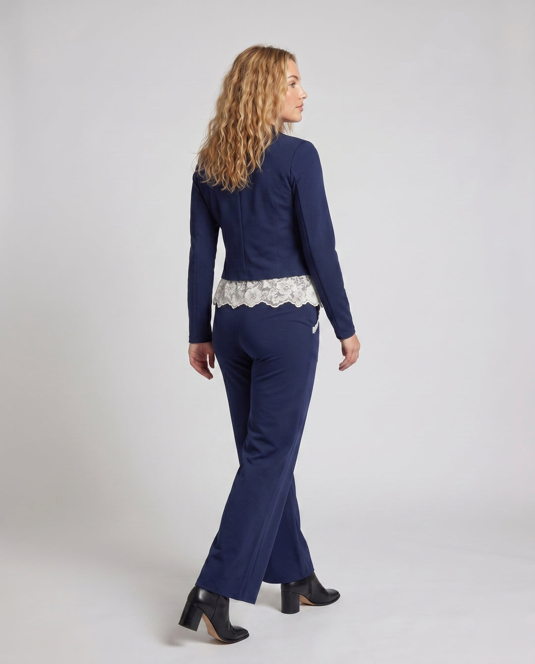 Product 15616792691018 - back_view