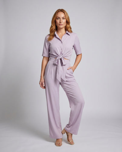 Damen Jumpsuit mit tailliertem Schnitt und Kurzarm EB