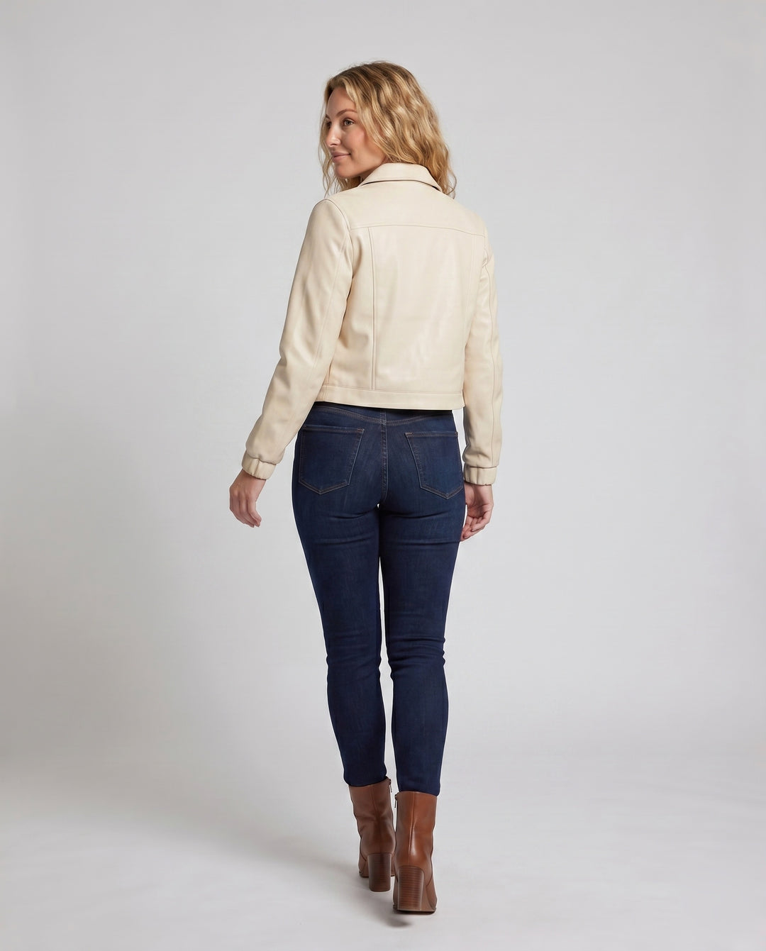 Product 15616803045706 - back_view