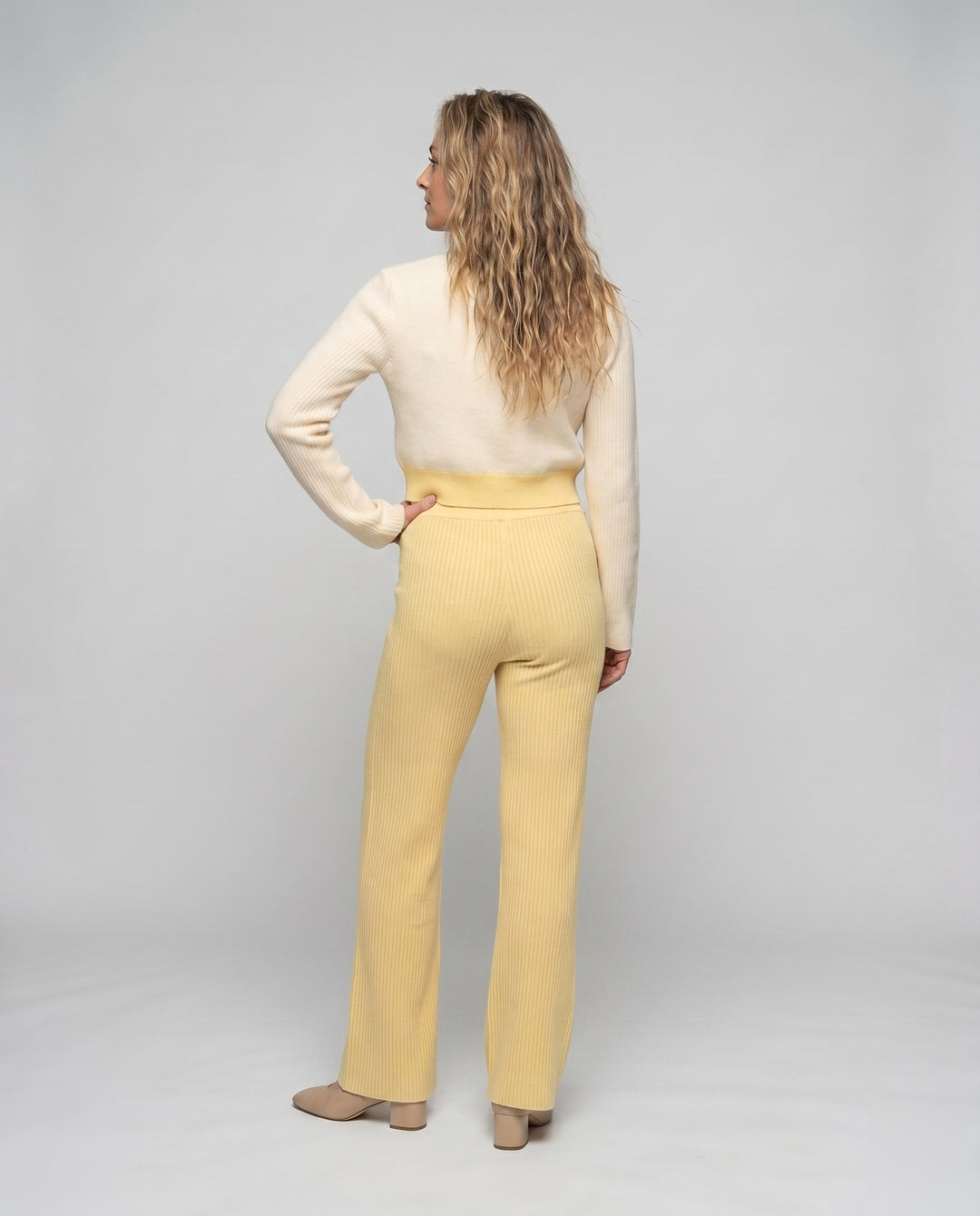 Product 15616805699914 - back_view