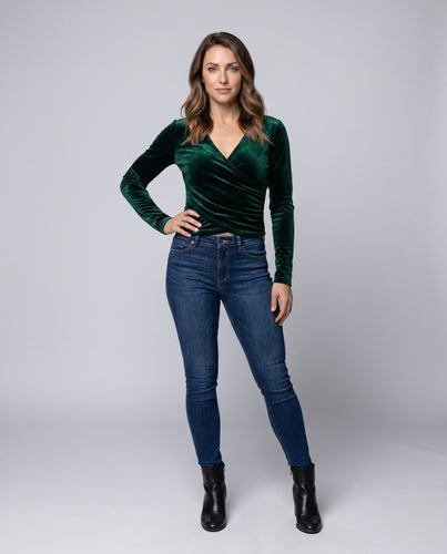 Damen Langarm-Bluse aus Velours mit Wickeldesign EB
