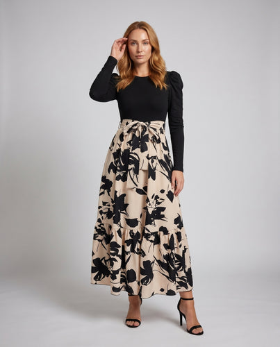 Damen Maxikleid mit floralen Akzenten und Wickelgürtel EB