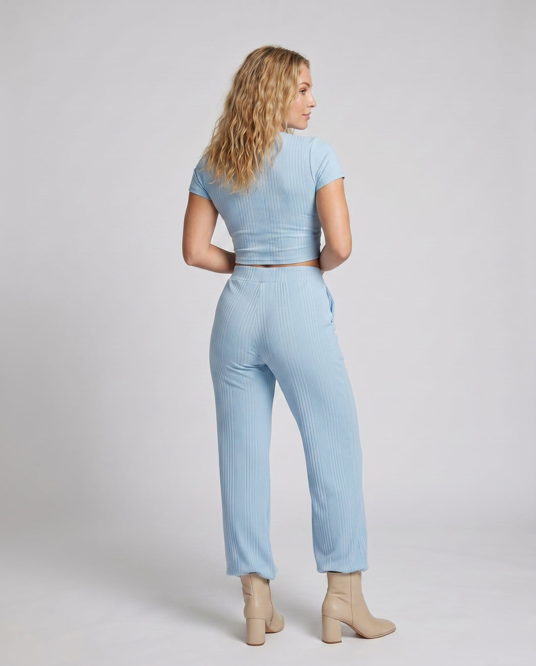 Product 15616818184522 - back_view