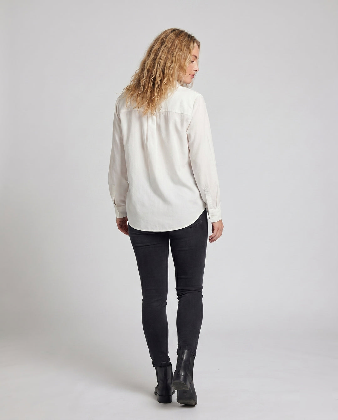 Product 15620217209162 - back_view