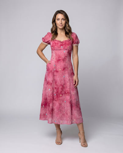 Damen Elegantes fließendes Maxikleid mit zarten Blumenapplikationen