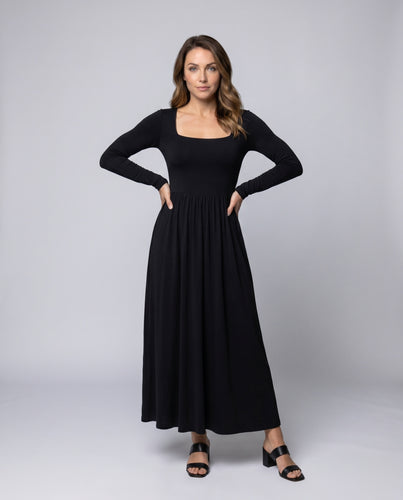 Damen Elegantes Langarm-Maxikleid mit quadratischem Ausschnitt und schwingendem Saum