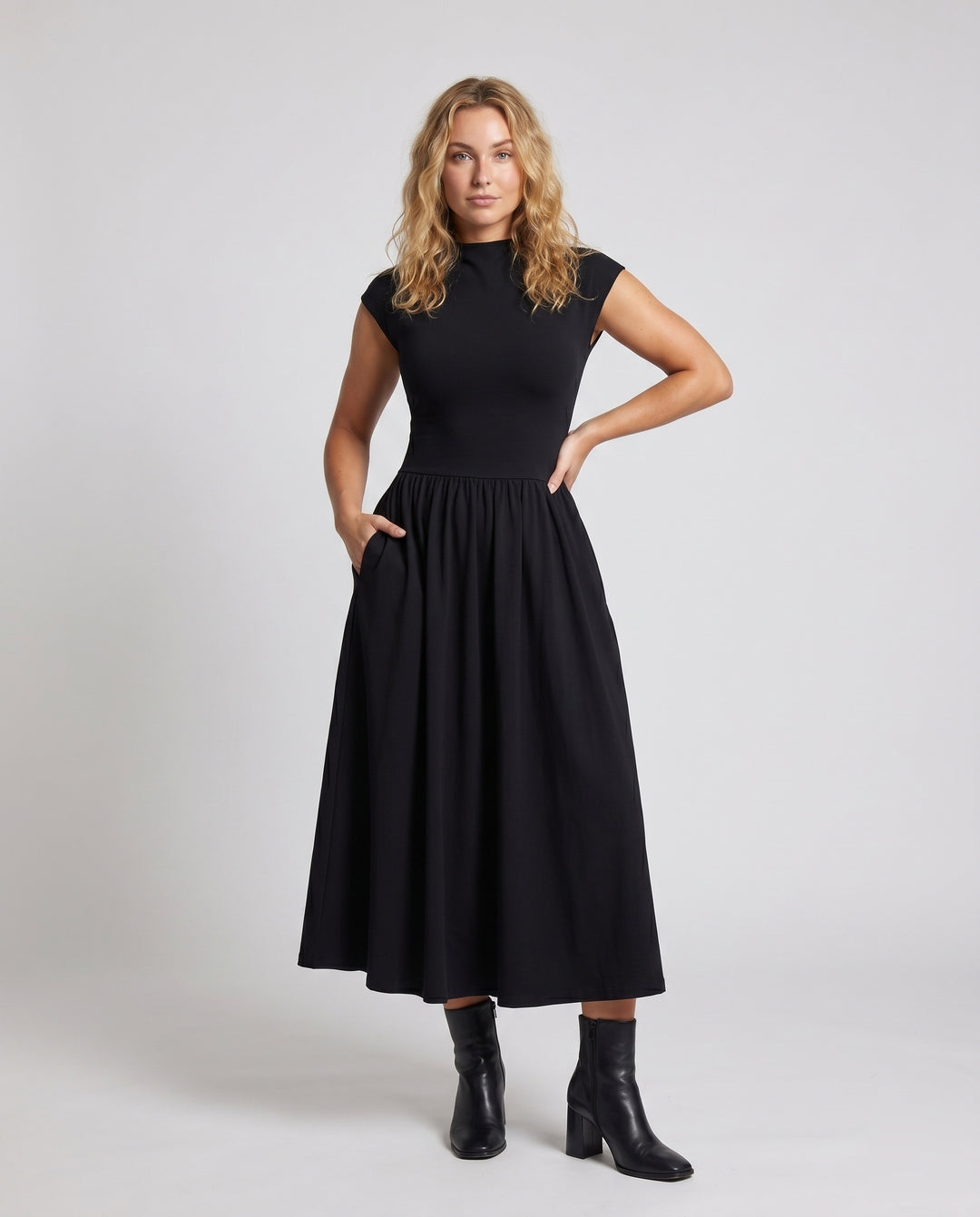 Product 15620220846410 - full_body_front